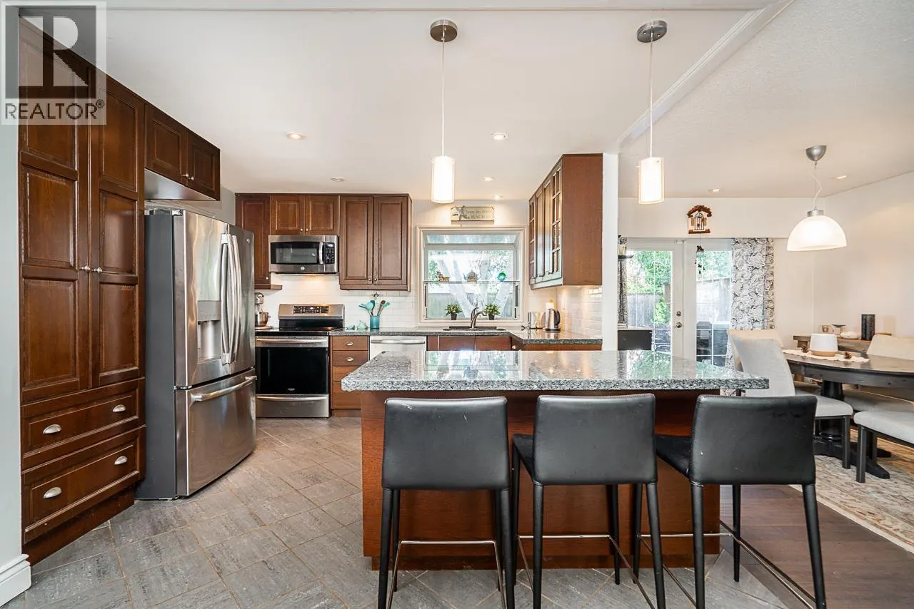 173 ENGLISH BLUFF ROAD