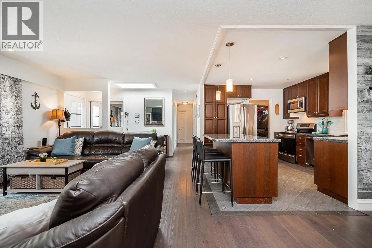 173 ENGLISH BLUFF ROAD