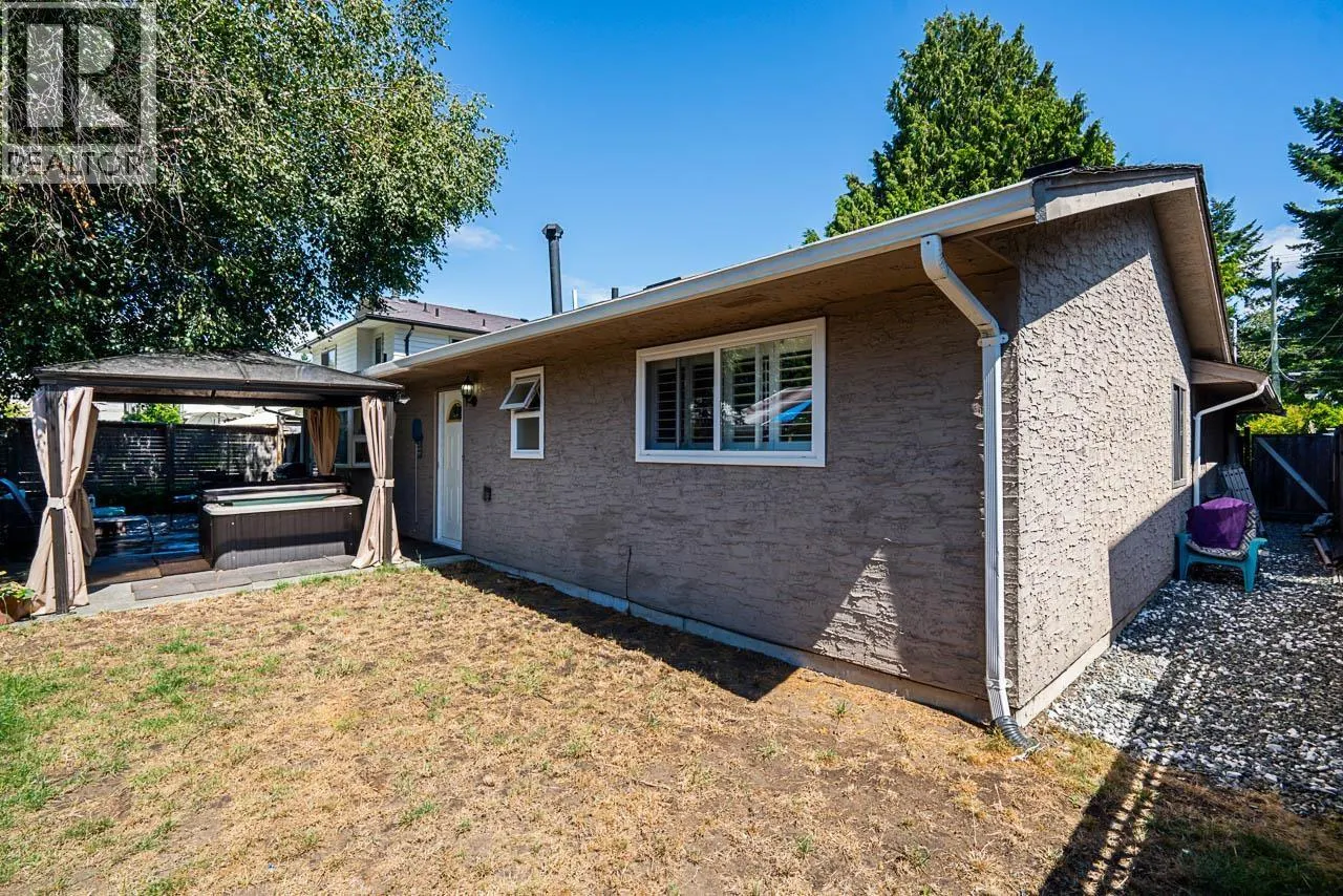 173 ENGLISH BLUFF ROAD