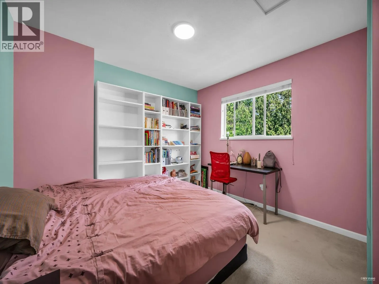 2620 LIMESTONE PLACE