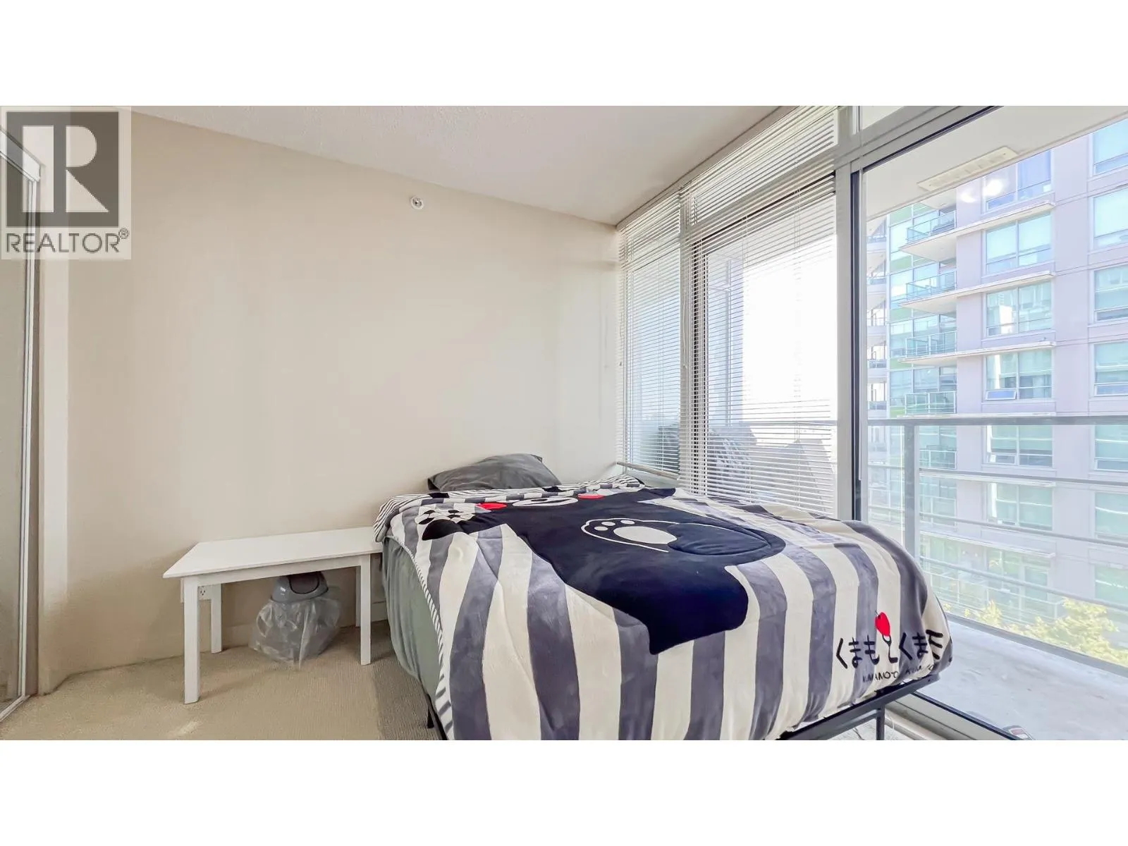 910 8280 LANSDOWNE ROAD