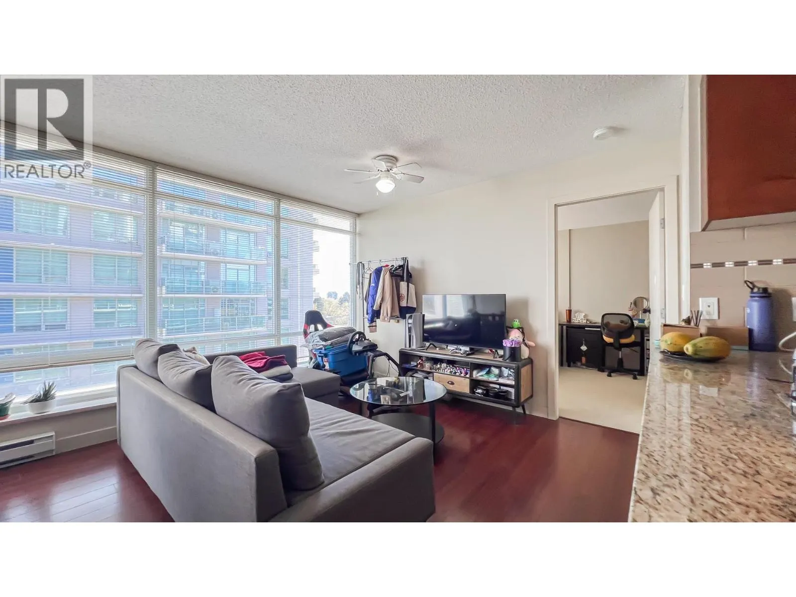 910 8280 LANSDOWNE ROAD
