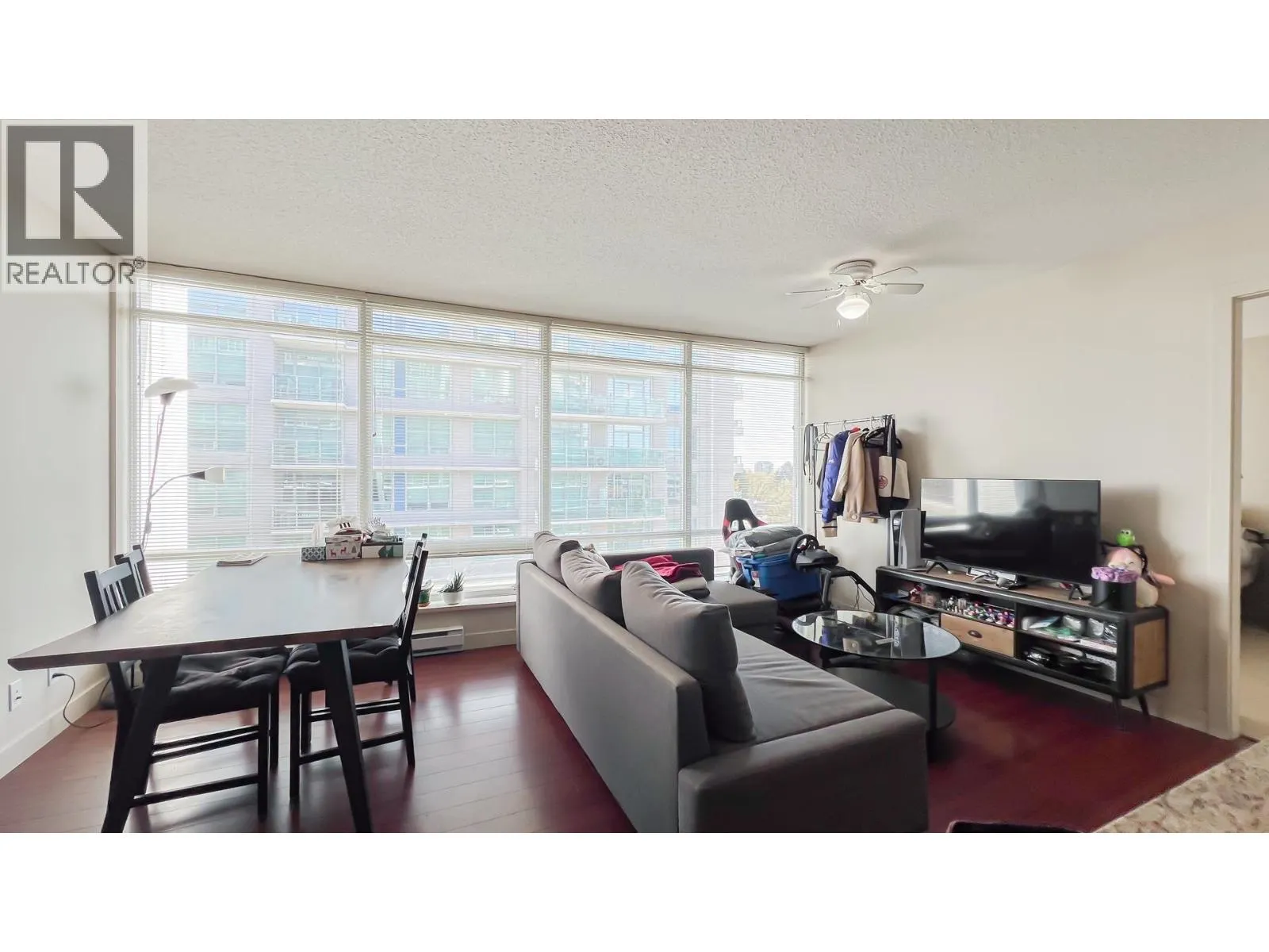 910 8280 LANSDOWNE ROAD