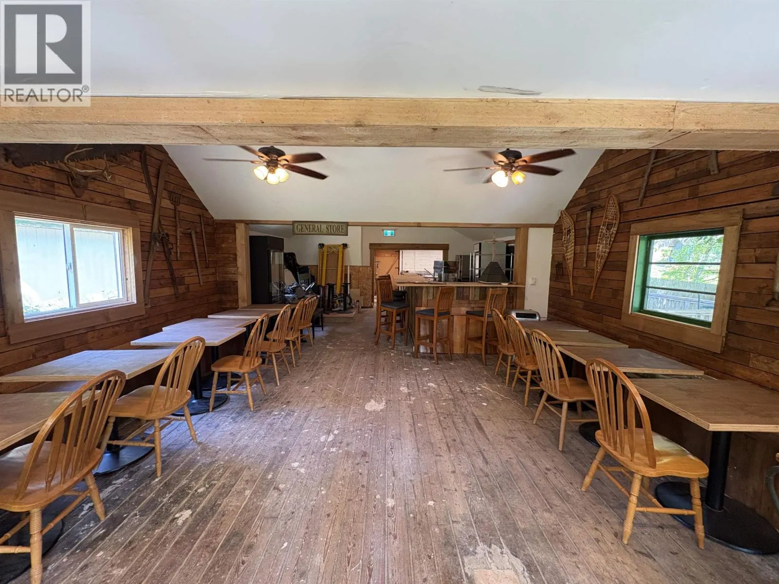660 ANDY'S BAY ROAD