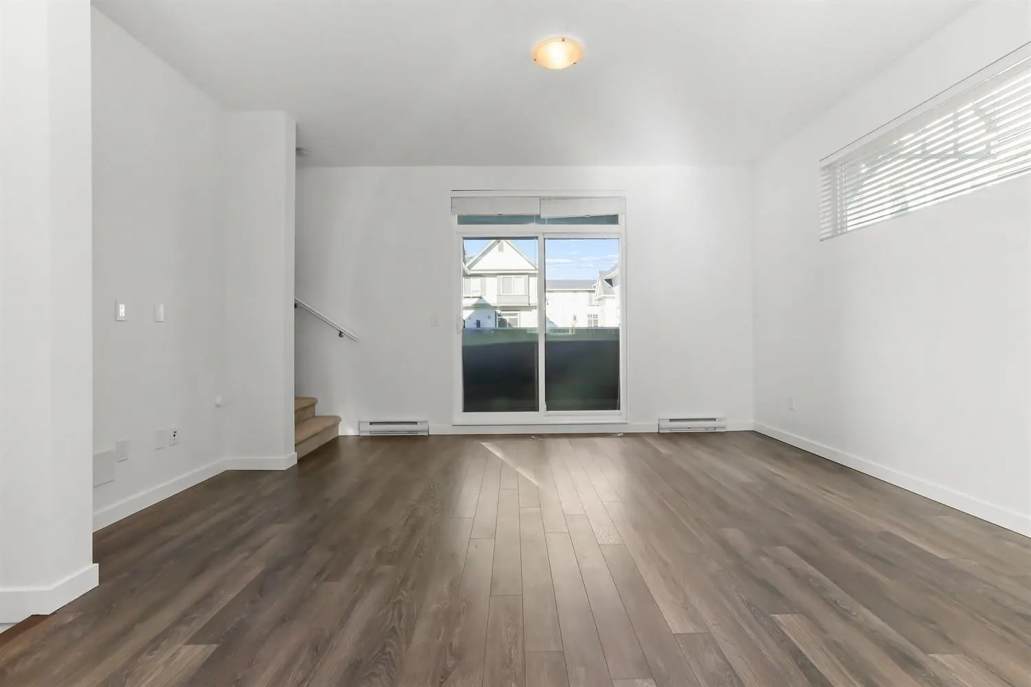 104 15850 85 AVENUE