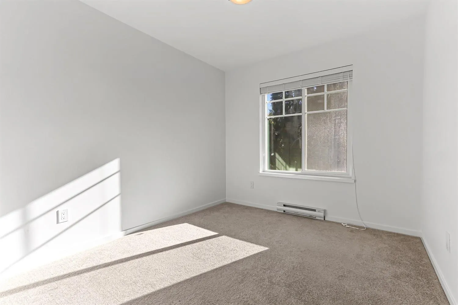 104 15850 85 AVENUE