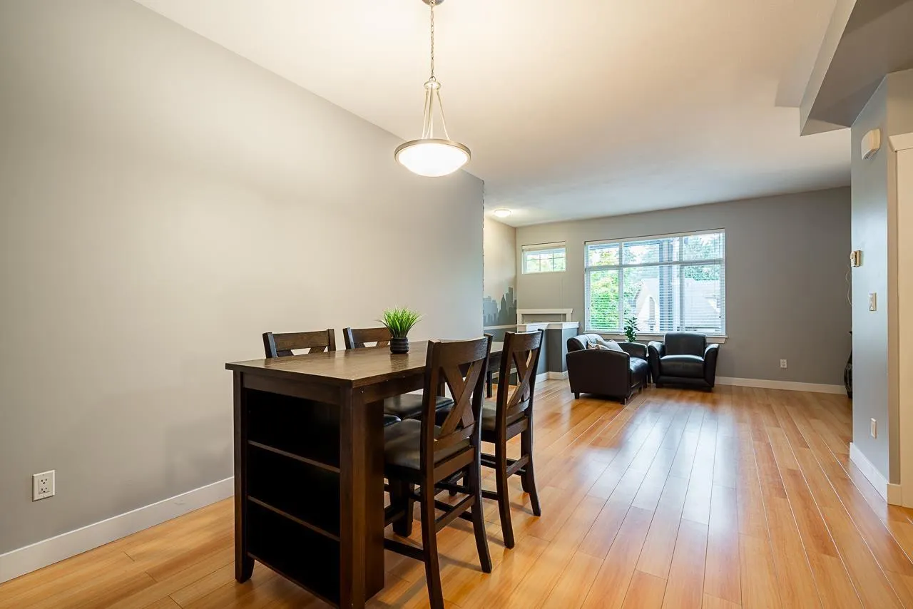4 13899 LAUREL DRIVE