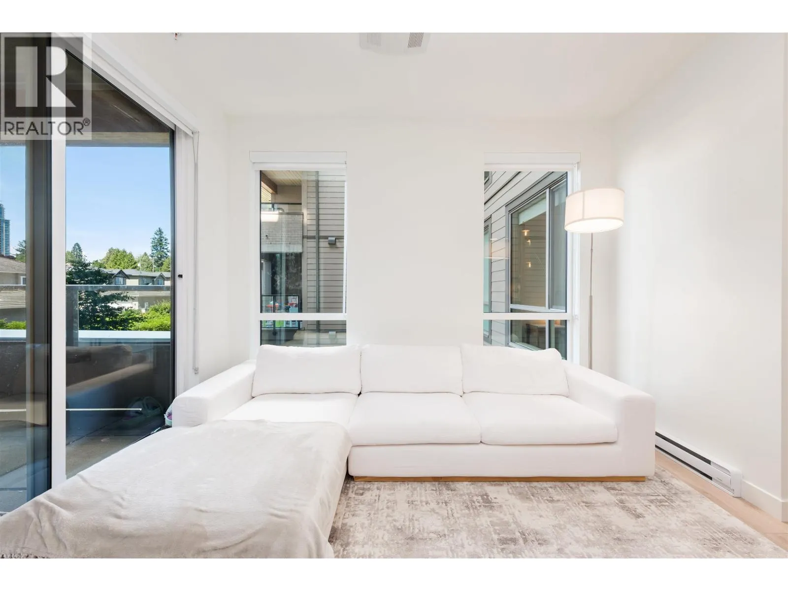 222 7588 16TH STREET