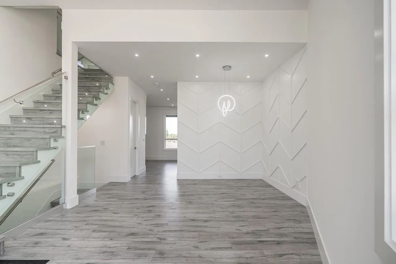 15051 63A AVENUE
