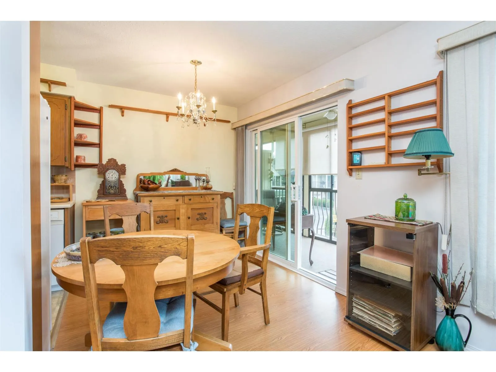 201 2853 BOURQUIN CRESCENT