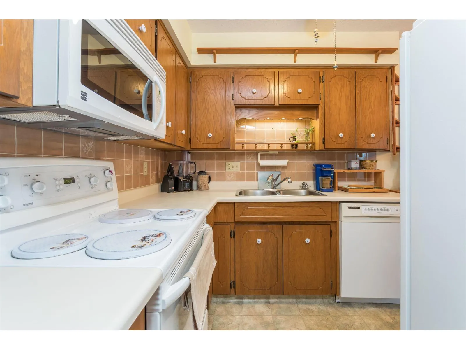 201 2853 BOURQUIN CRESCENT