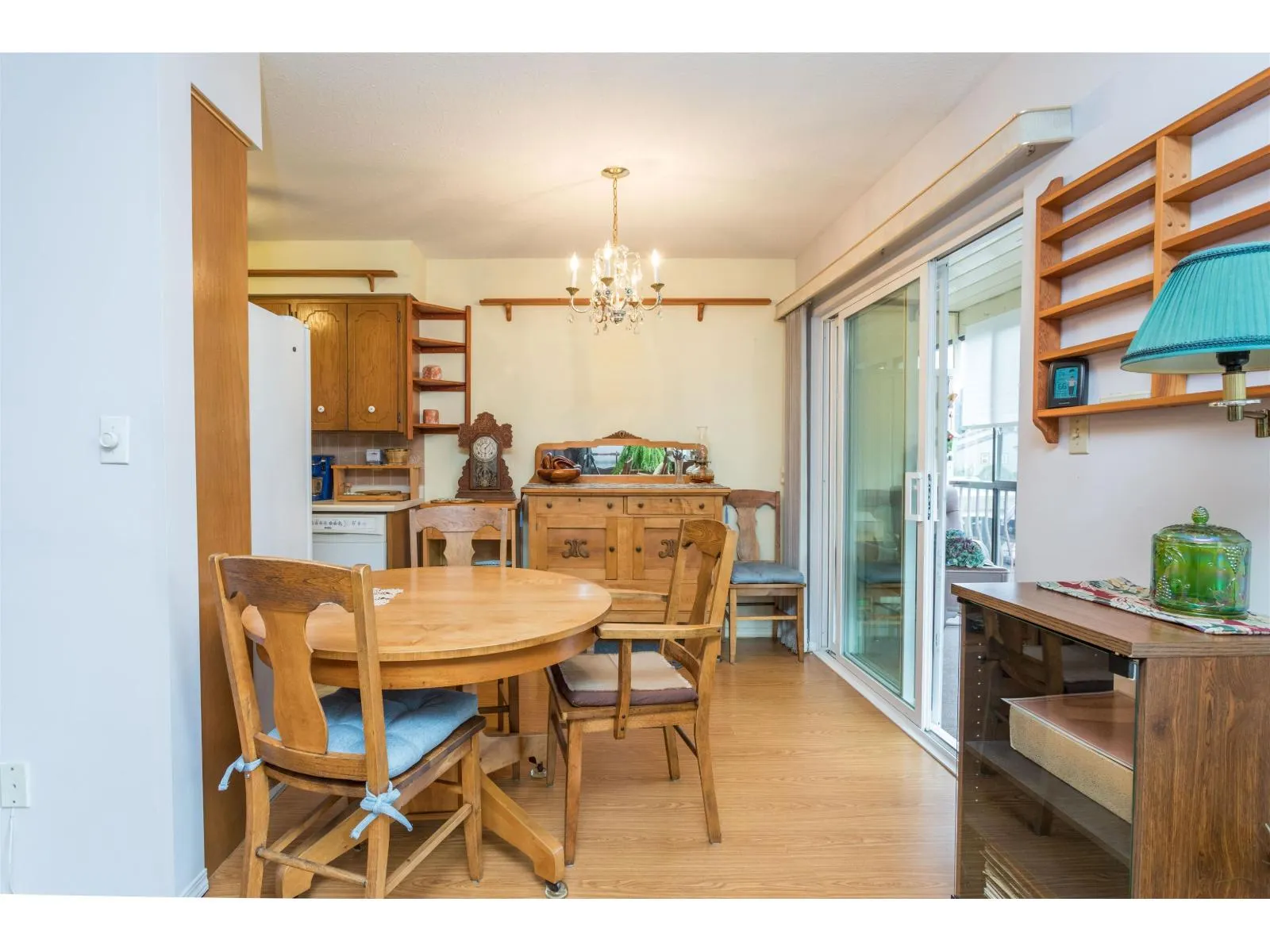 201 2853 BOURQUIN CRESCENT