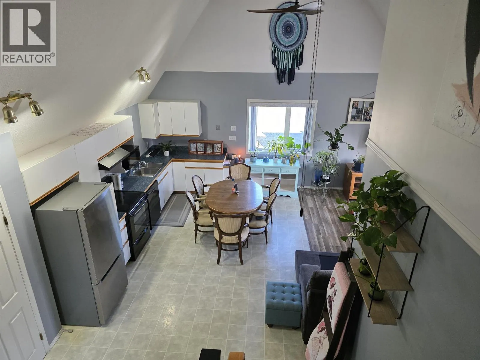 10955 CHARLES DRIVE
