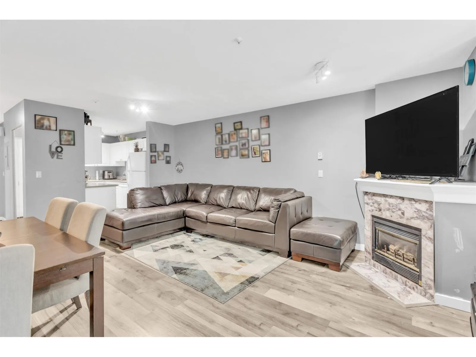 112 14885 100 AVENUE