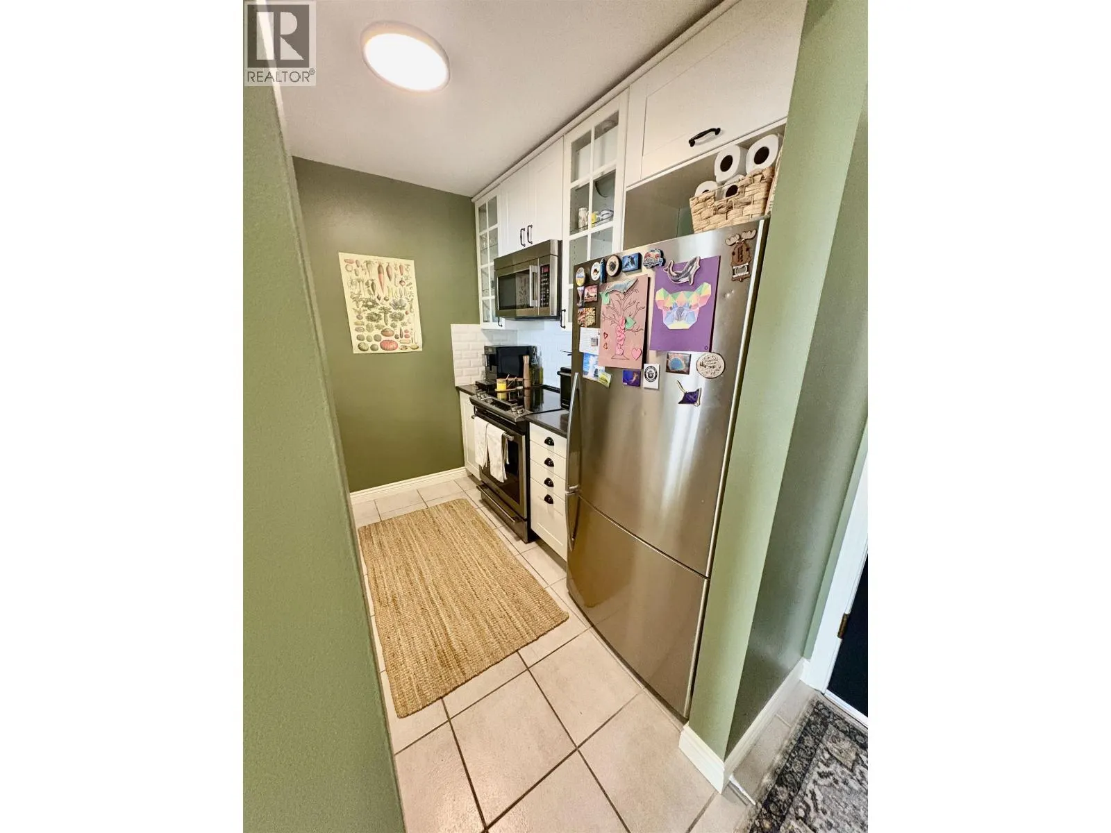 315 630 ROCHE POINT DRIVE