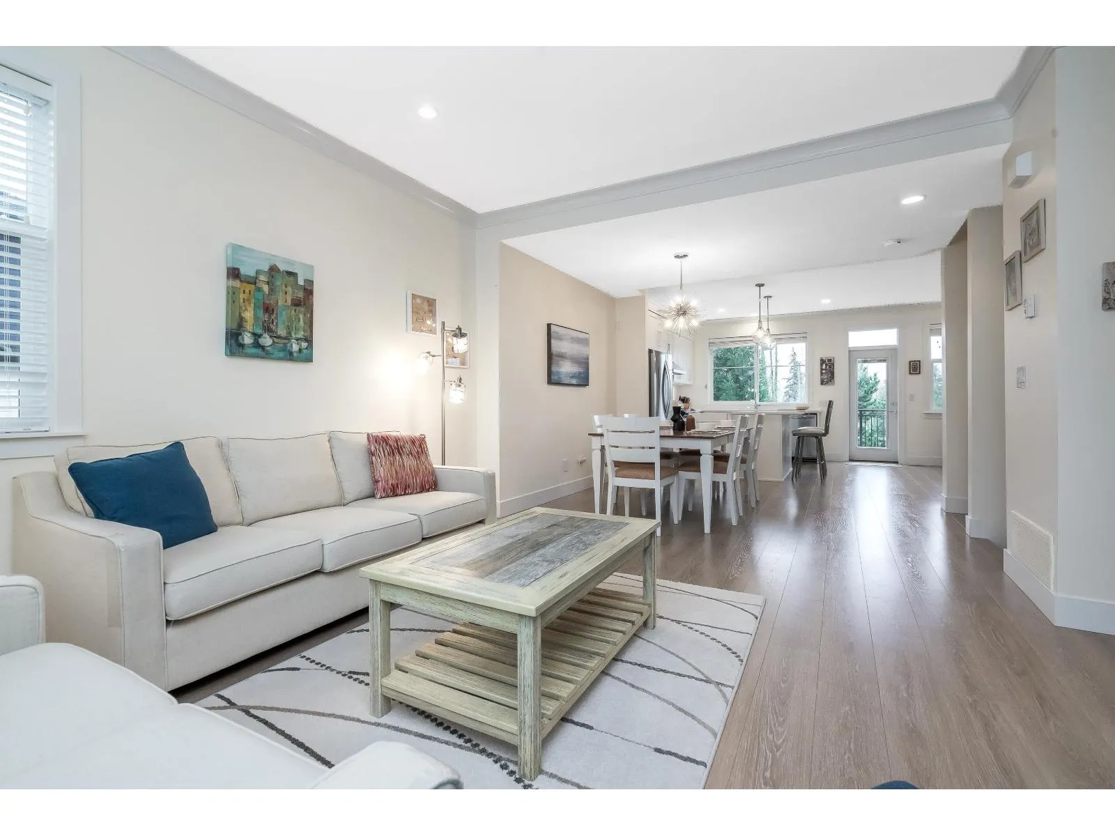 30 15717 MOUNTAIN VIEW DRIVE