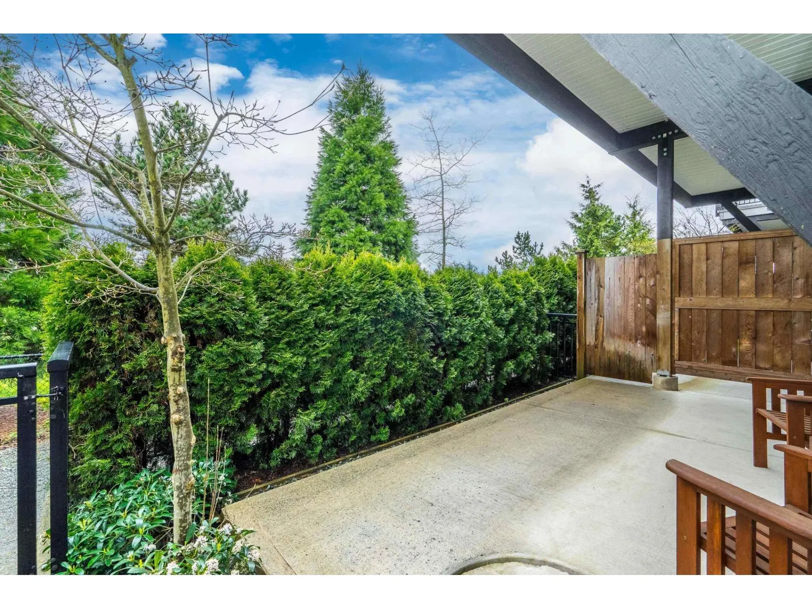 30 15717 MOUNTAIN VIEW DRIVE