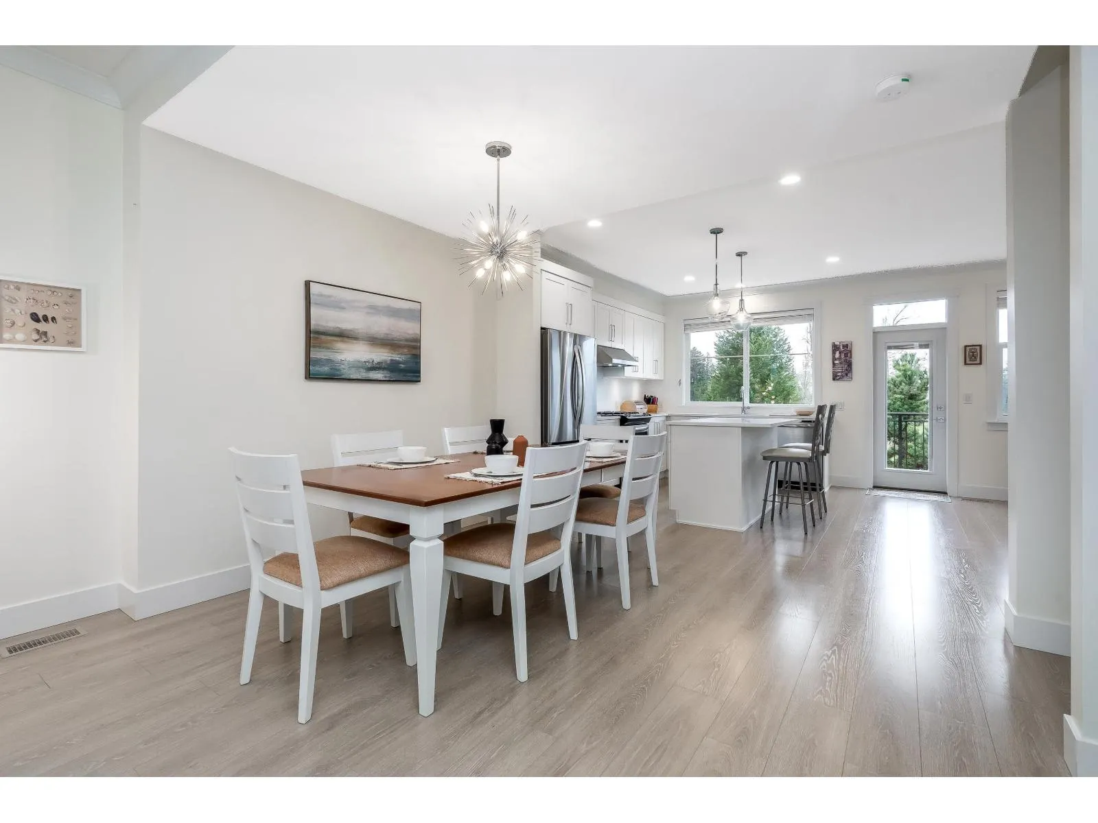 30 15717 MOUNTAIN VIEW DRIVE