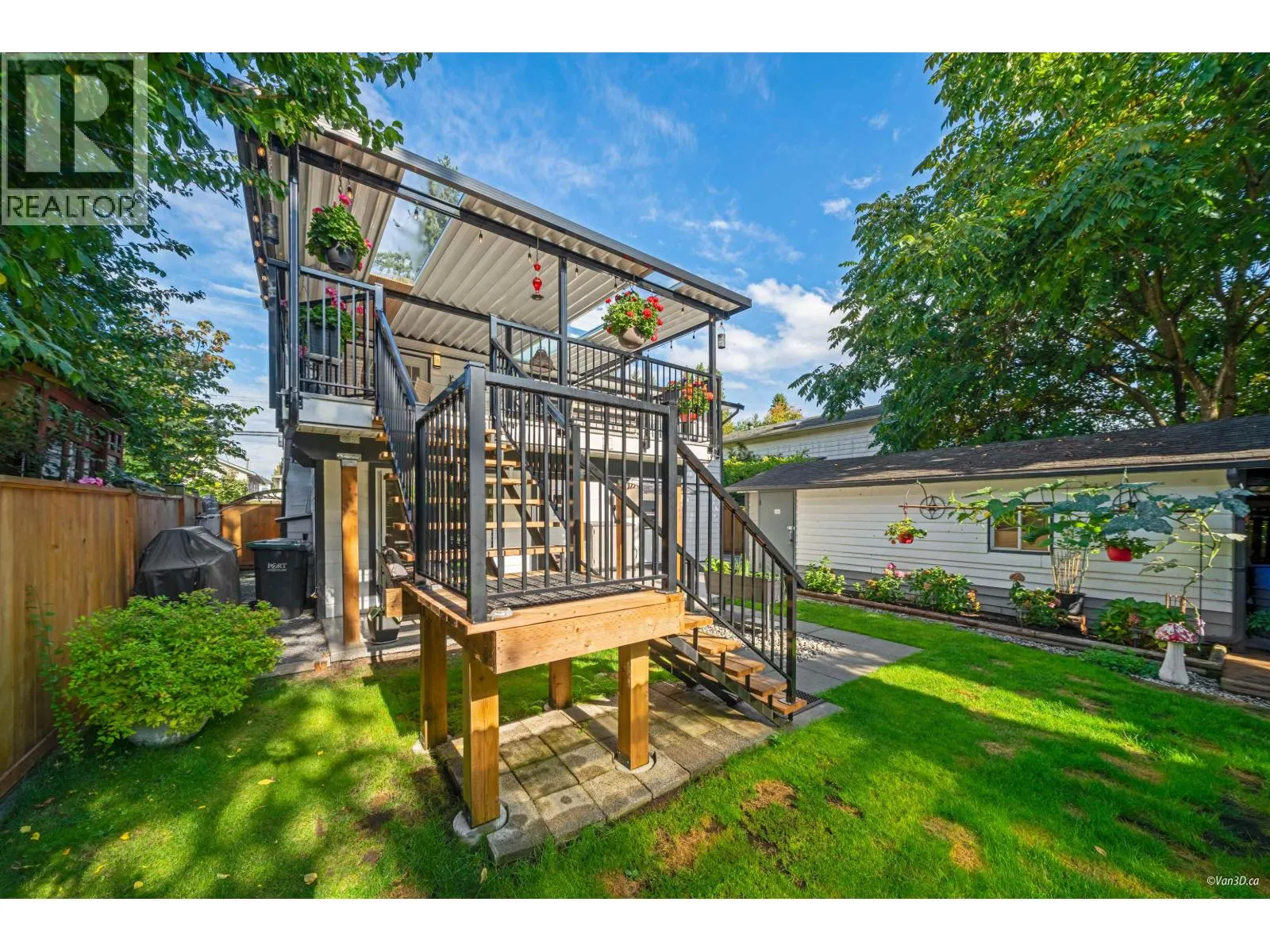 1564 COQUITLAM AVENUE