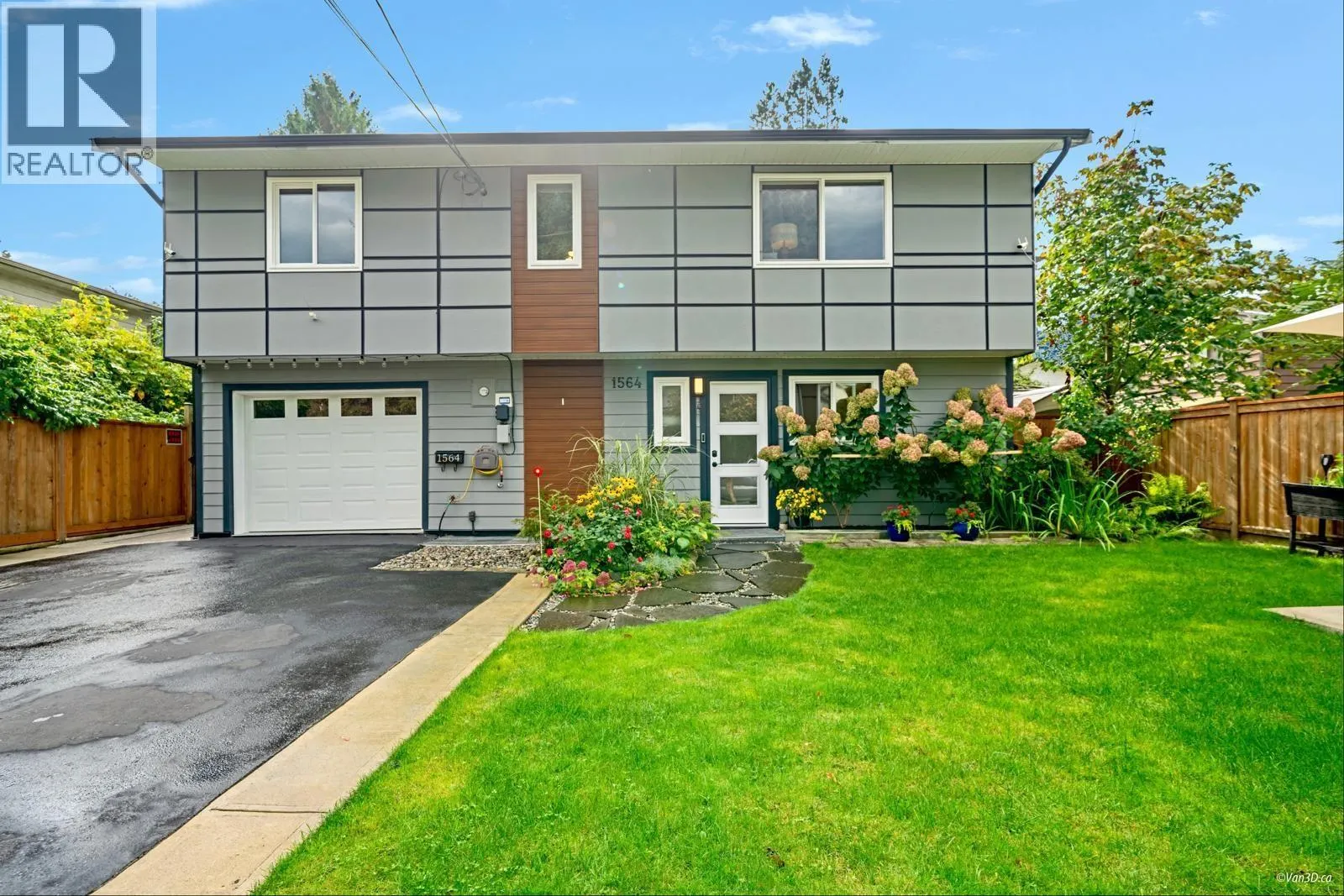 1564 COQUITLAM AVENUE