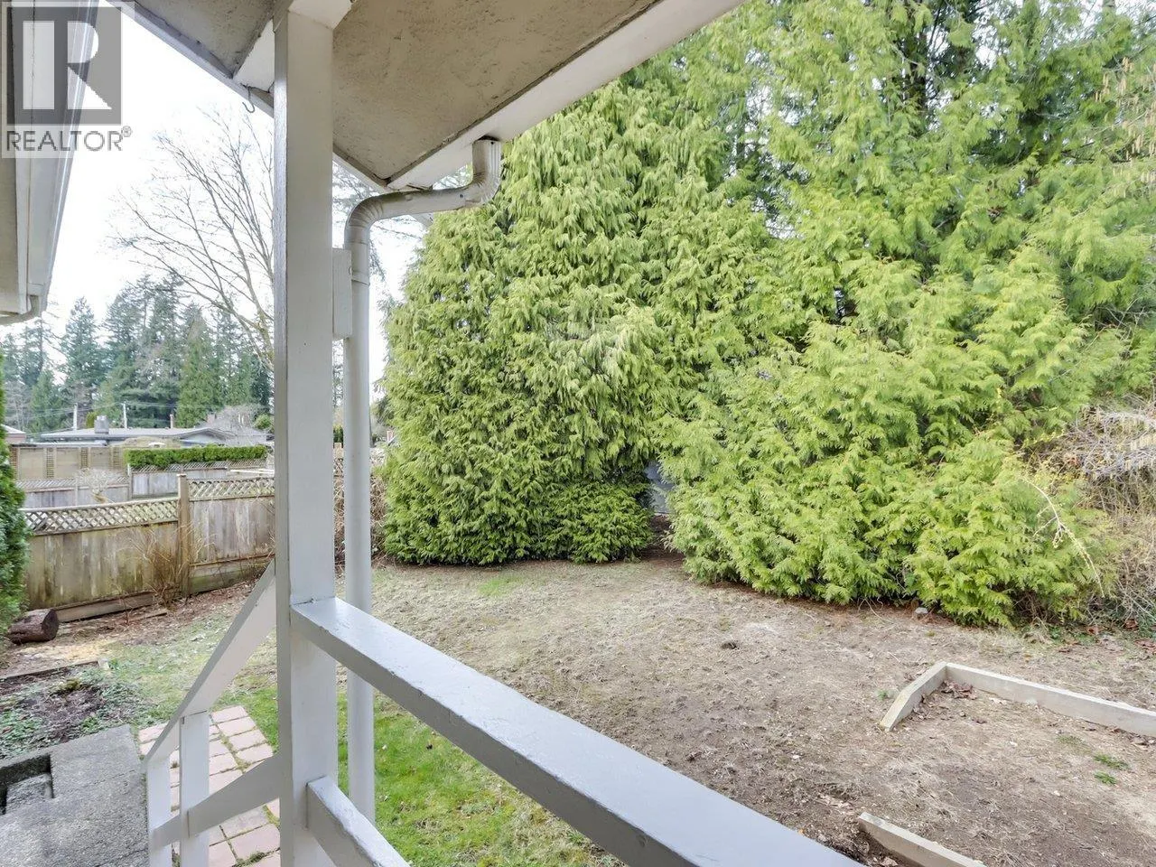 2984 PLYMOUTH DRIVE