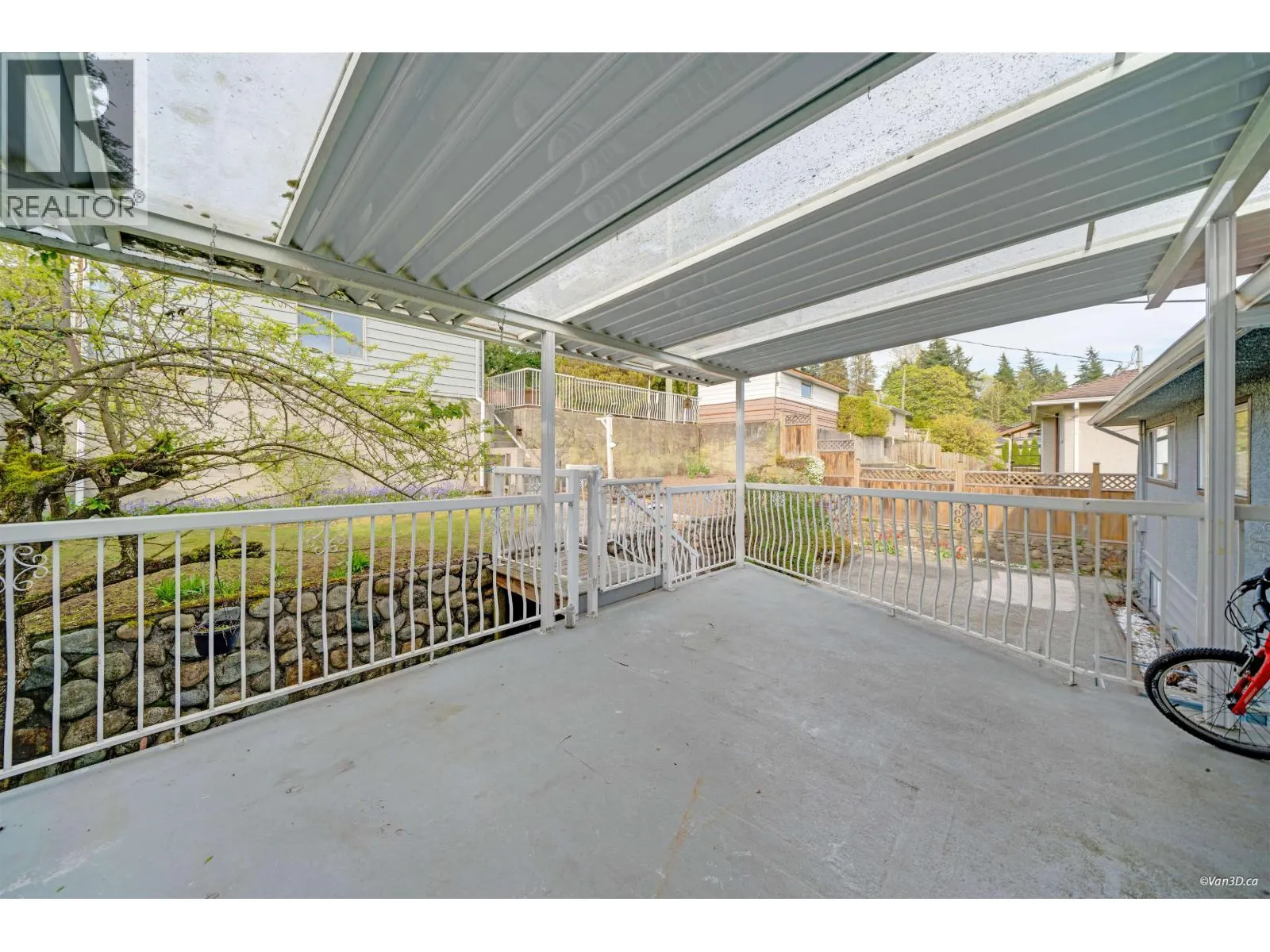 4599 SUNLAND PLACE