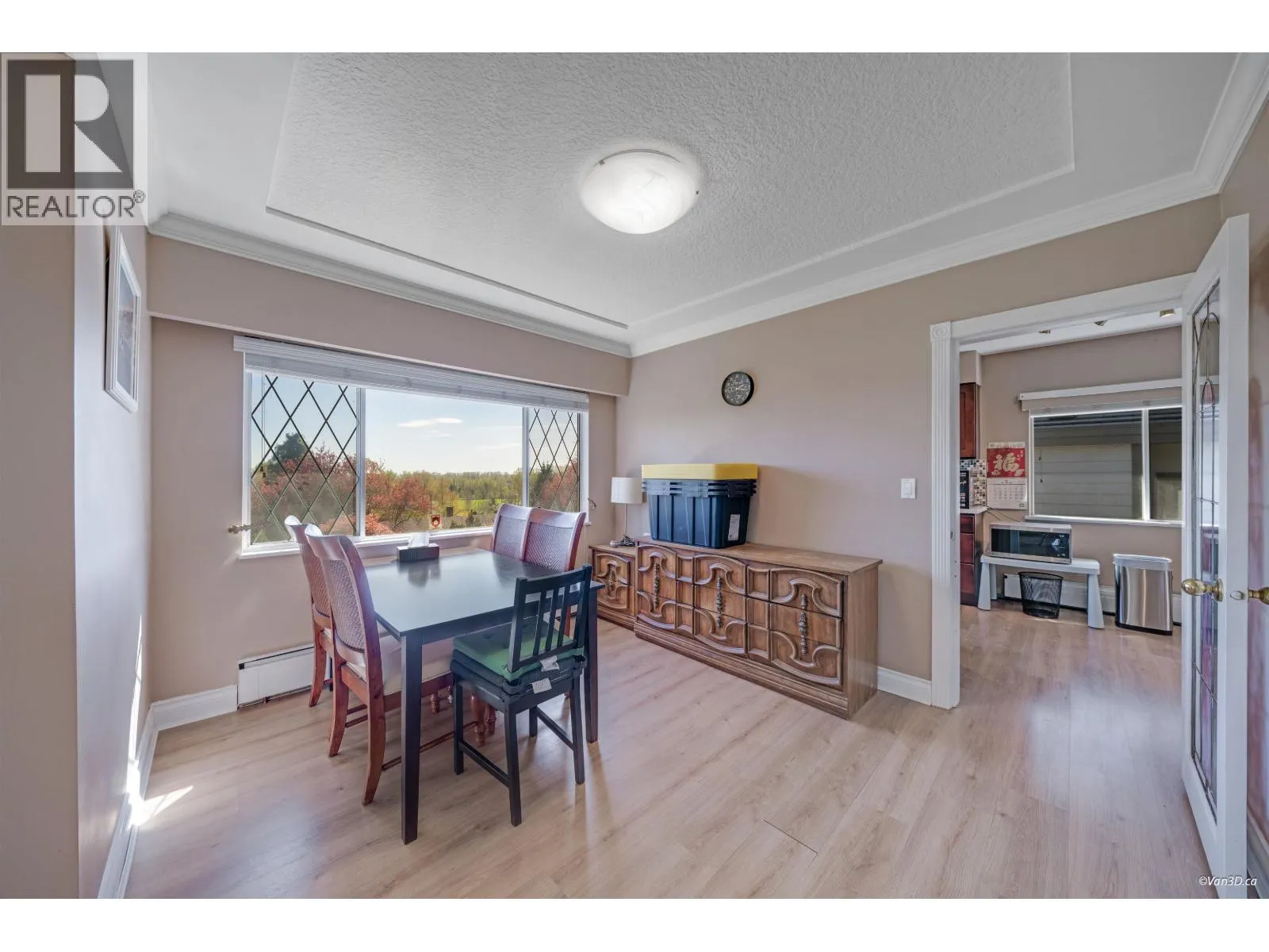 4599 SUNLAND PLACE