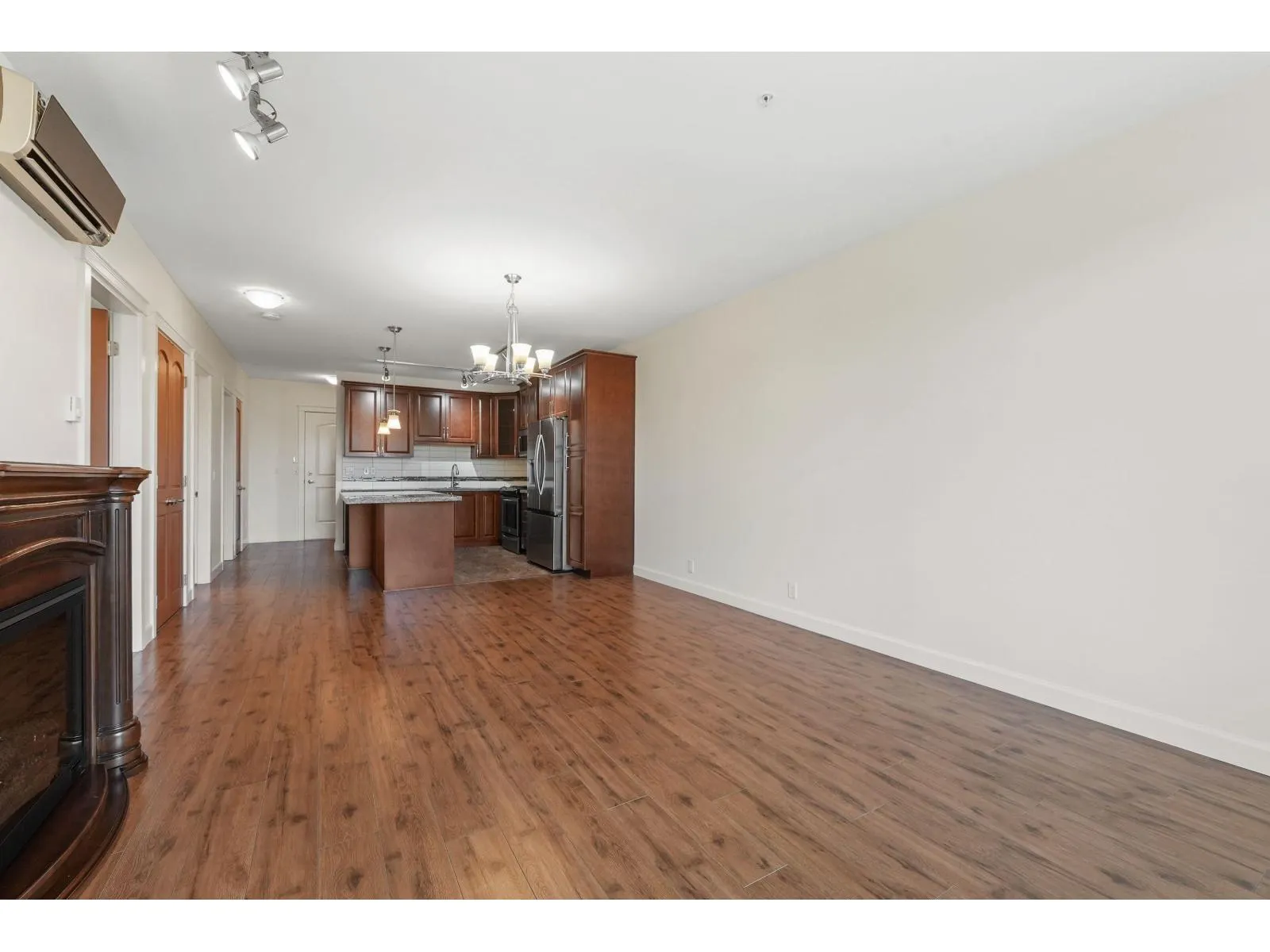 331 8067 207 STREET
