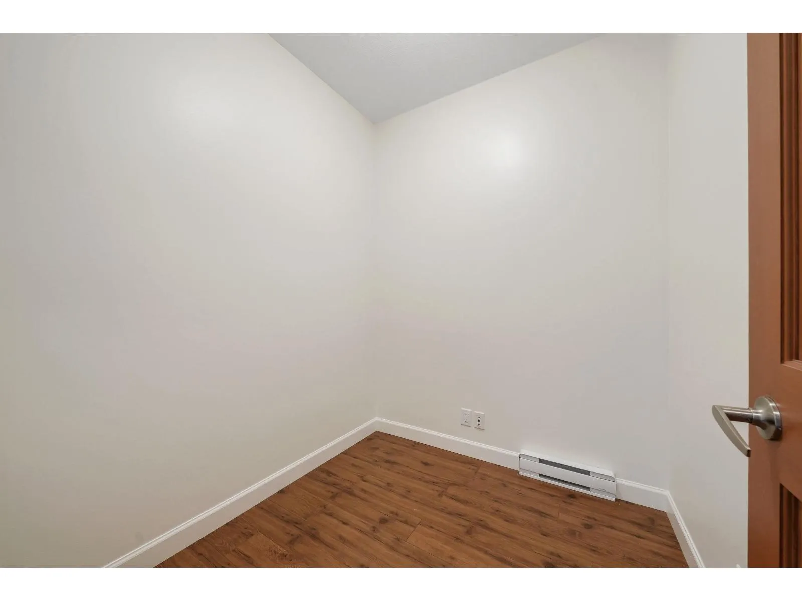 331 8067 207 STREET