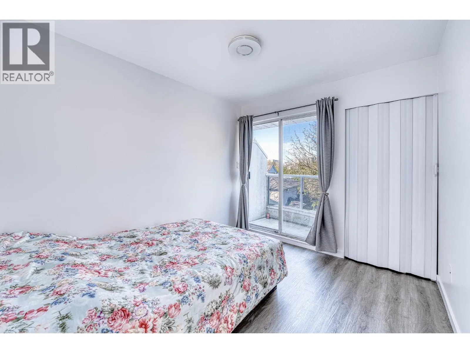19 7380 MINORU BOULEVARD