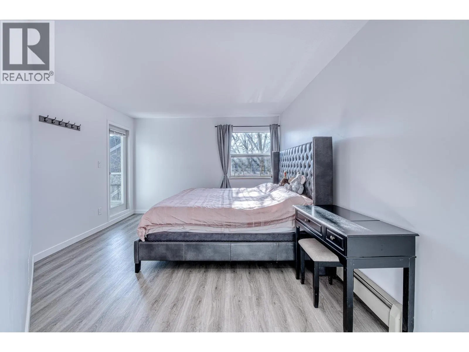 19 7380 MINORU BOULEVARD
