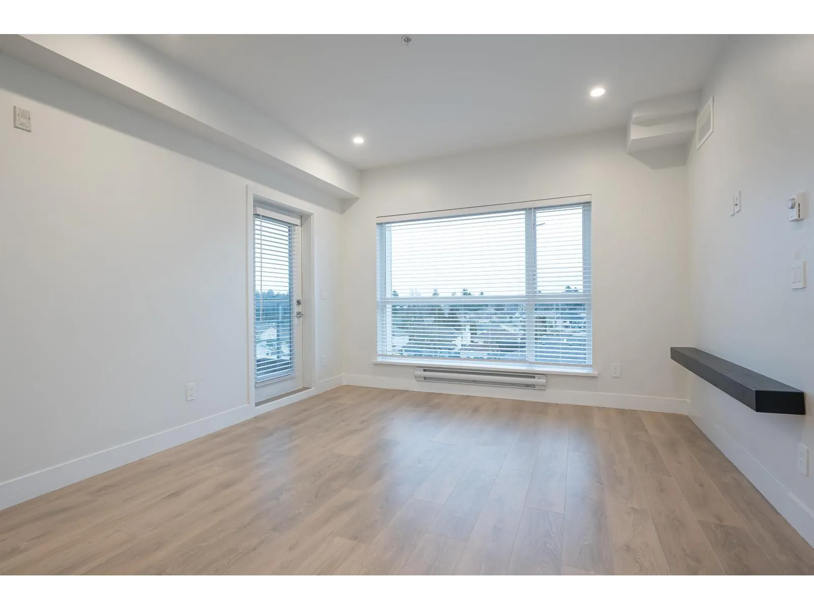 311 8496 120 STREET