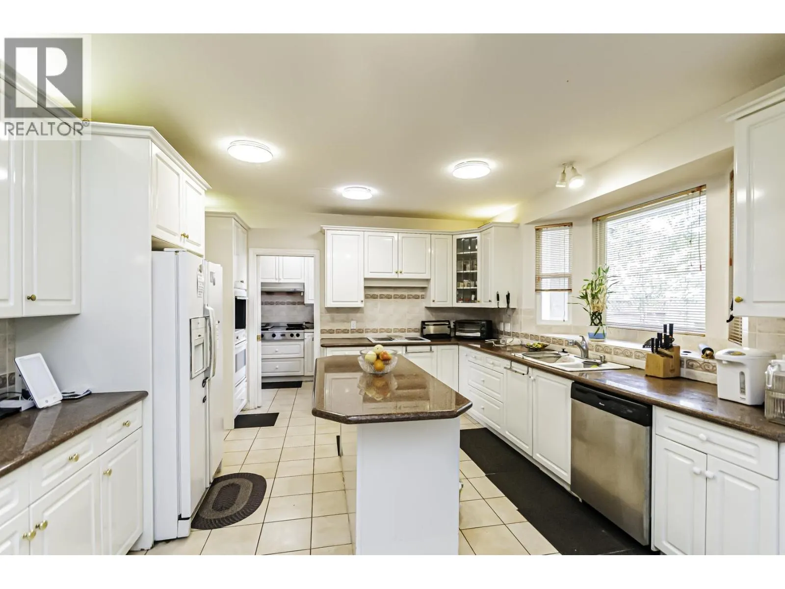 7551 LUCAS ROAD