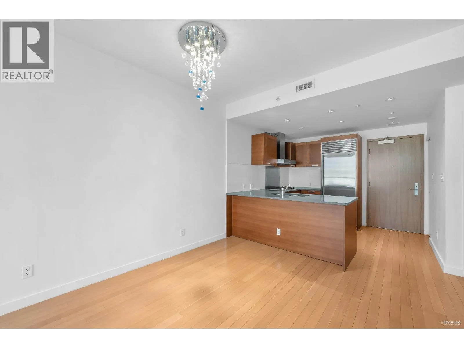 712 8080 CAMBIE ROAD