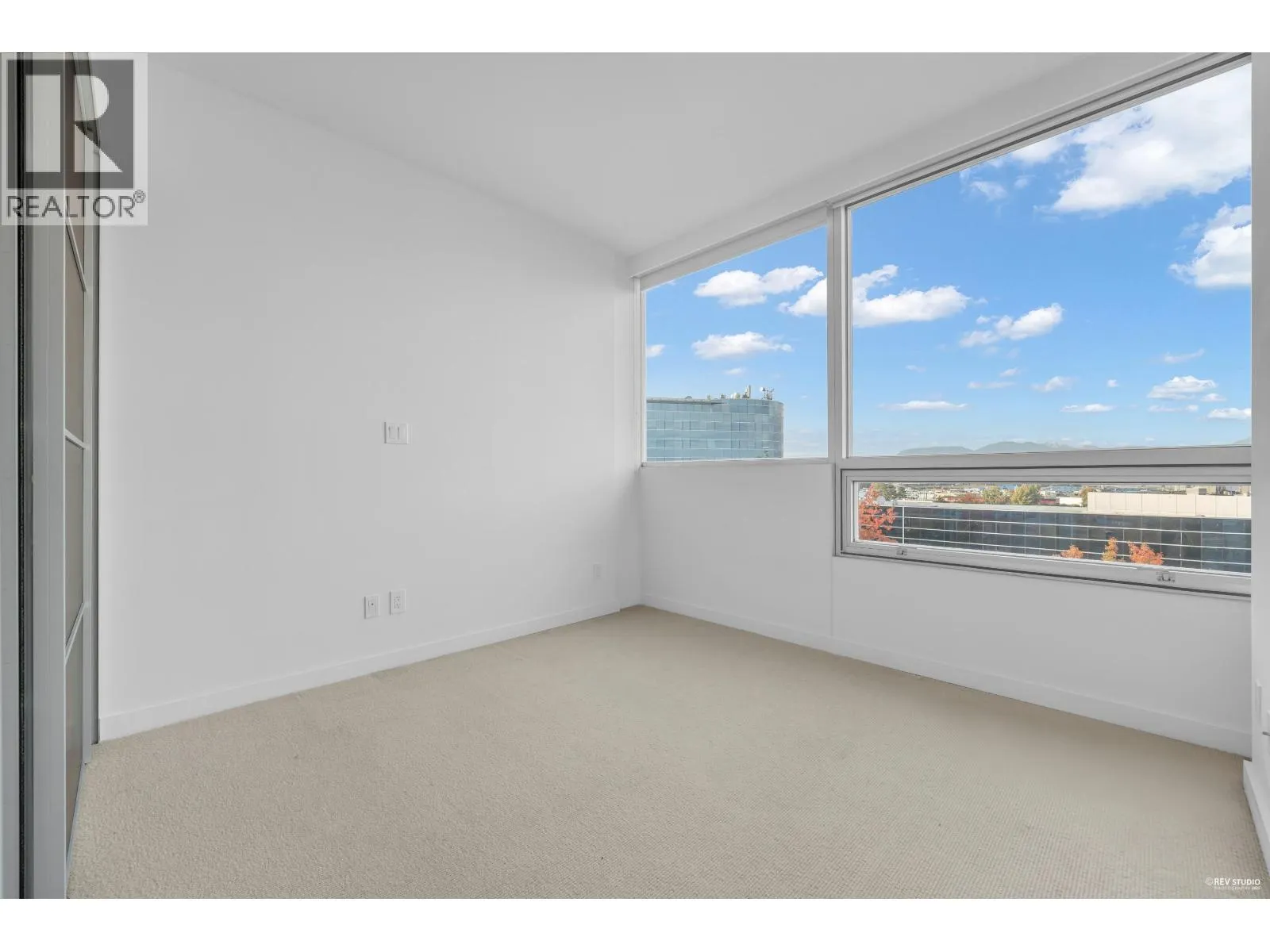 712 8080 CAMBIE ROAD