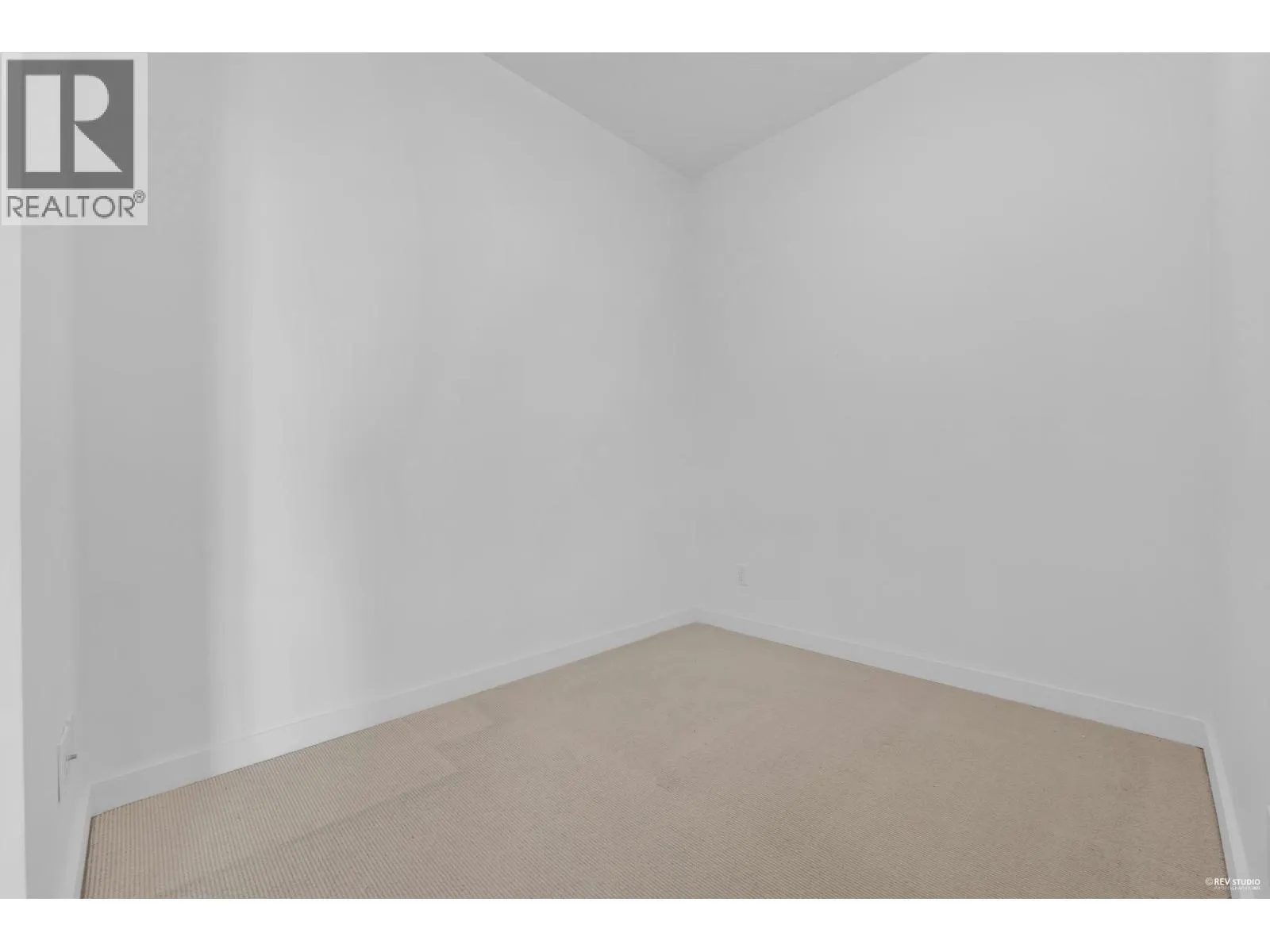 712 8080 CAMBIE ROAD