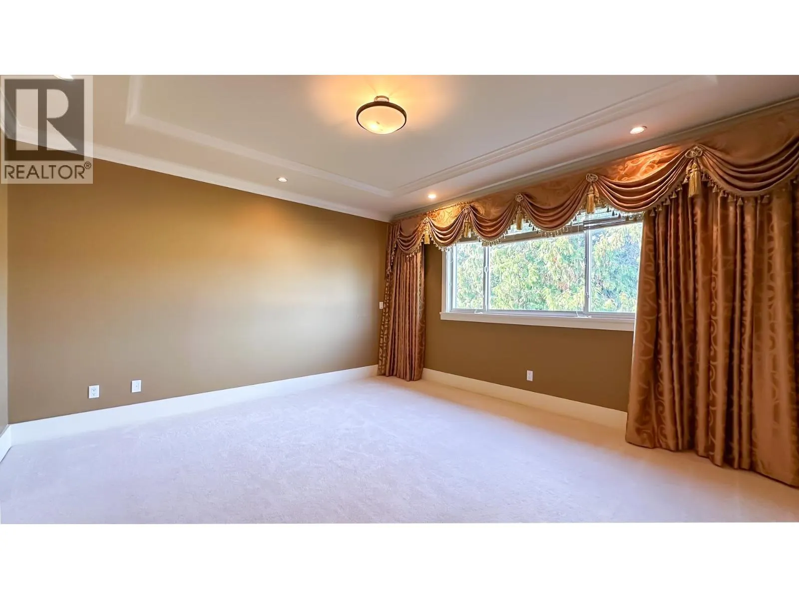 5499 WALTON ROAD