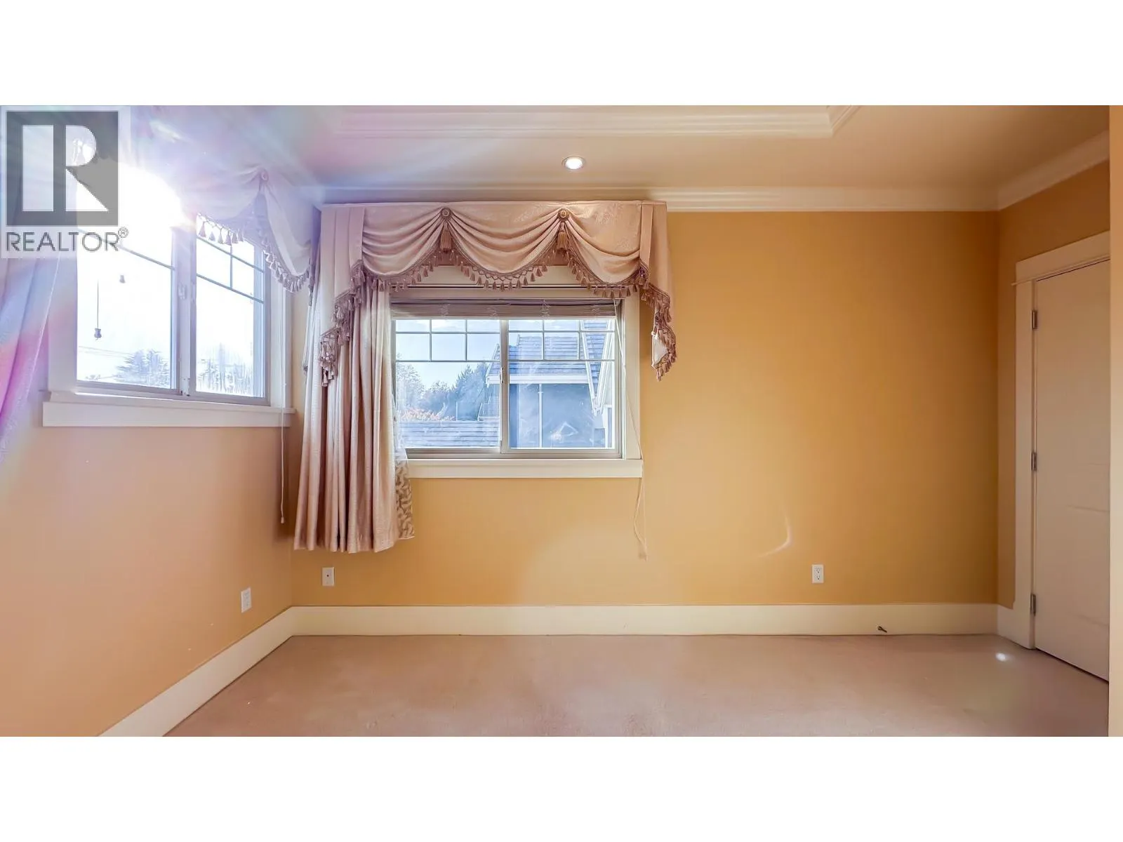 5499 WALTON ROAD