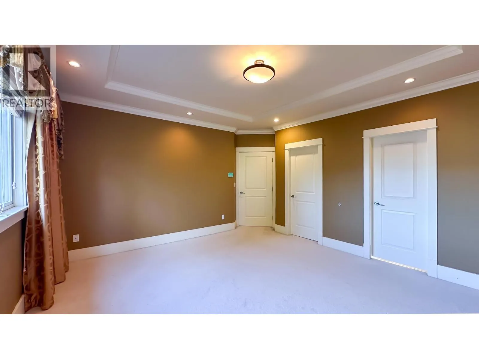 5499 WALTON ROAD