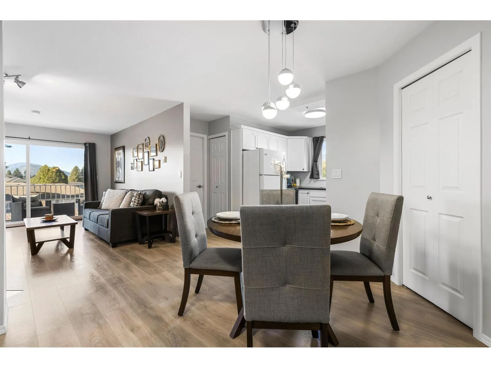 403 46777 YALE ROAD|Chilliwack Proper East