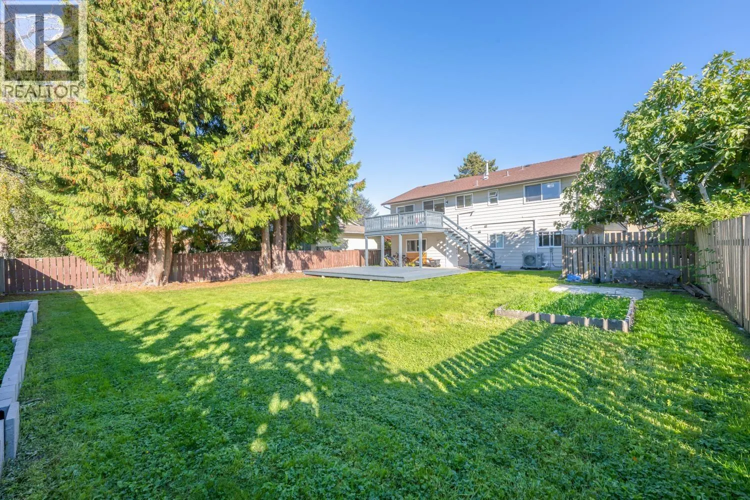 7691 FROBISHER DRIVE