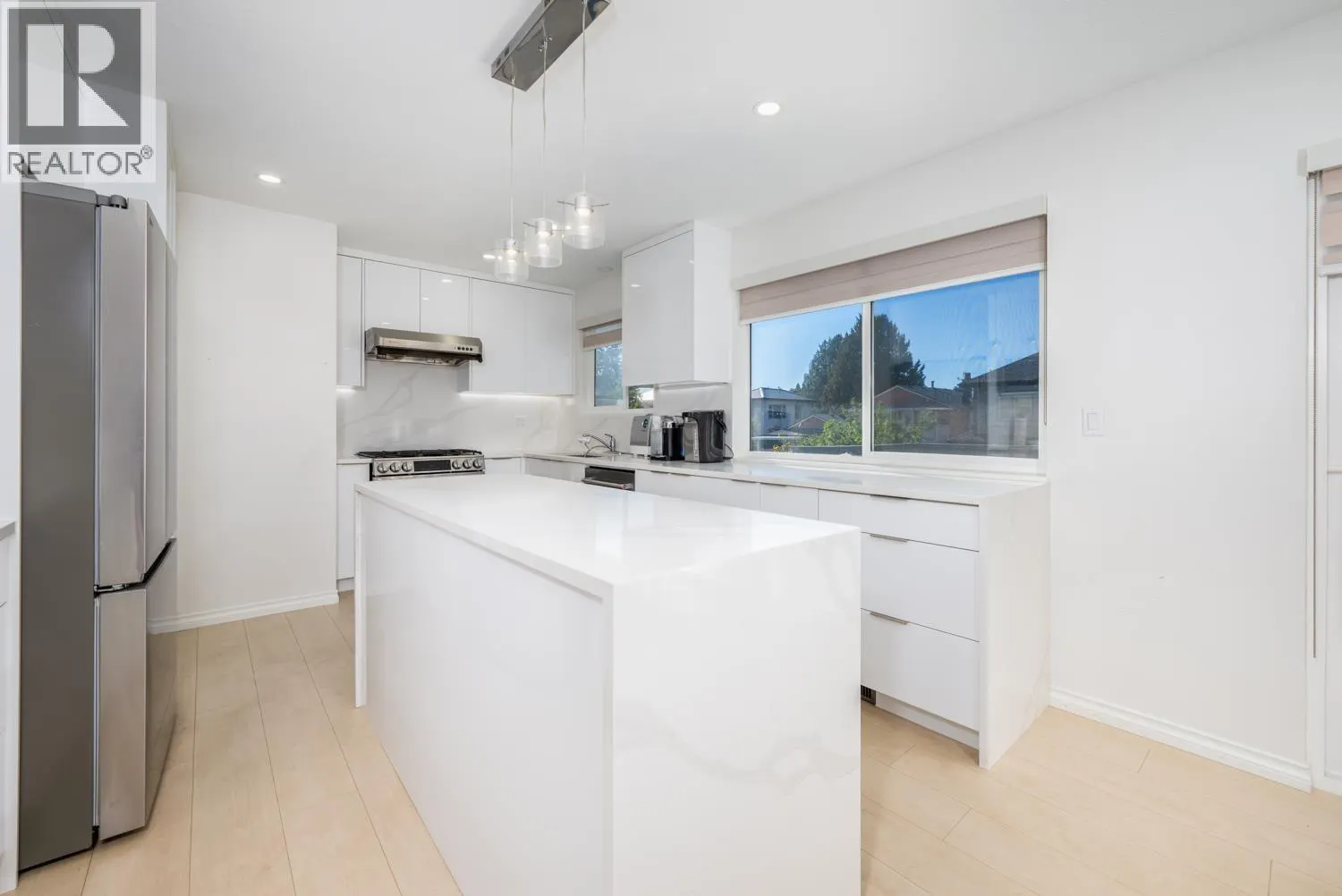 7691 FROBISHER DRIVE