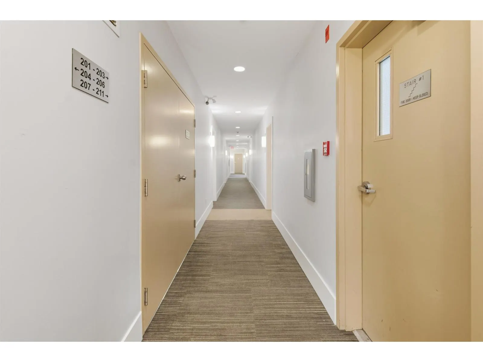 206 15388 105 AVENUE