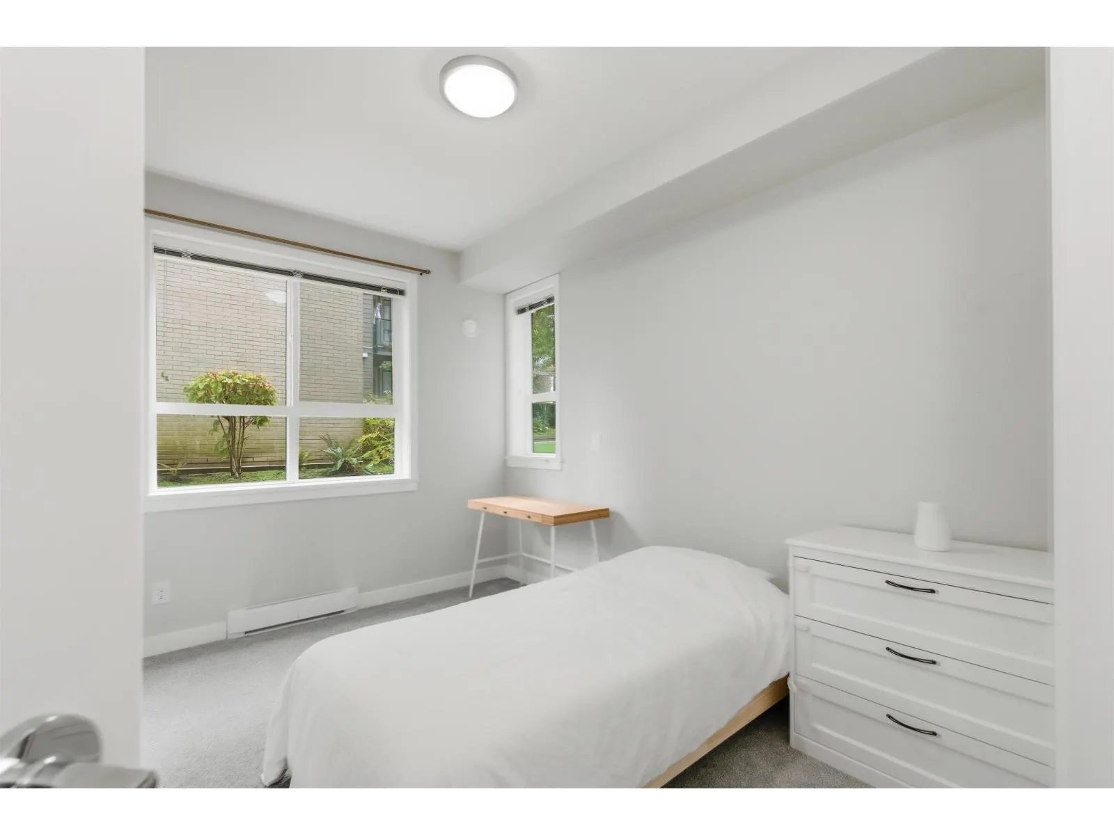 206 15388 105 AVENUE