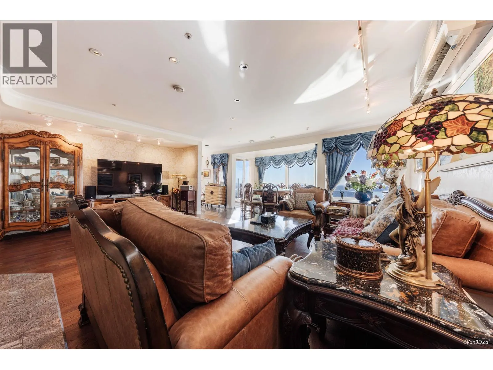 1419 CHIPPENDALE ROAD