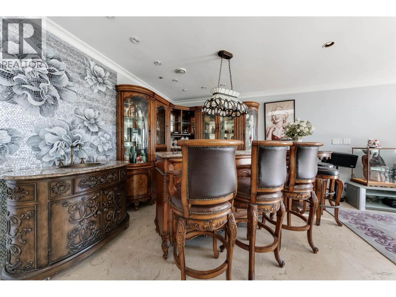 1419 CHIPPENDALE ROAD