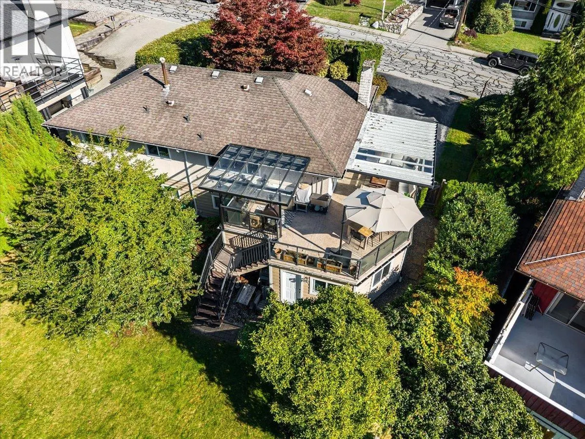 799 PLYMOUTH DRIVE