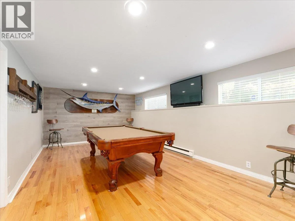 799 PLYMOUTH DRIVE