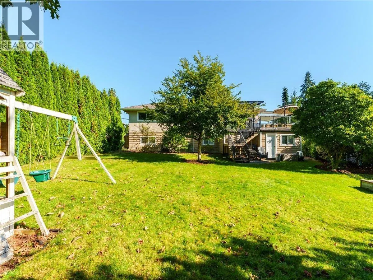 799 PLYMOUTH DRIVE