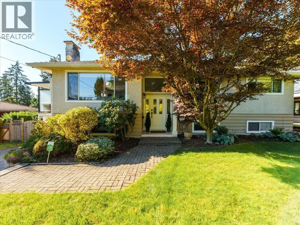 799 PLYMOUTH DRIVE
